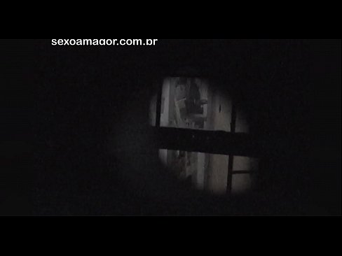 ❤️ Плавушу тајно снима воајер из комшилука скривен иза шупљих цигли ❌ Супер секс код нас ❌